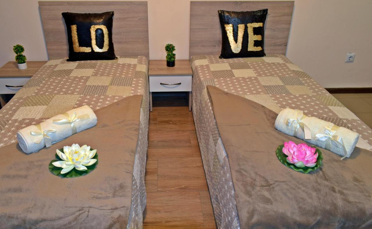 Flora Beach Apartaments Burgas Exterior foto