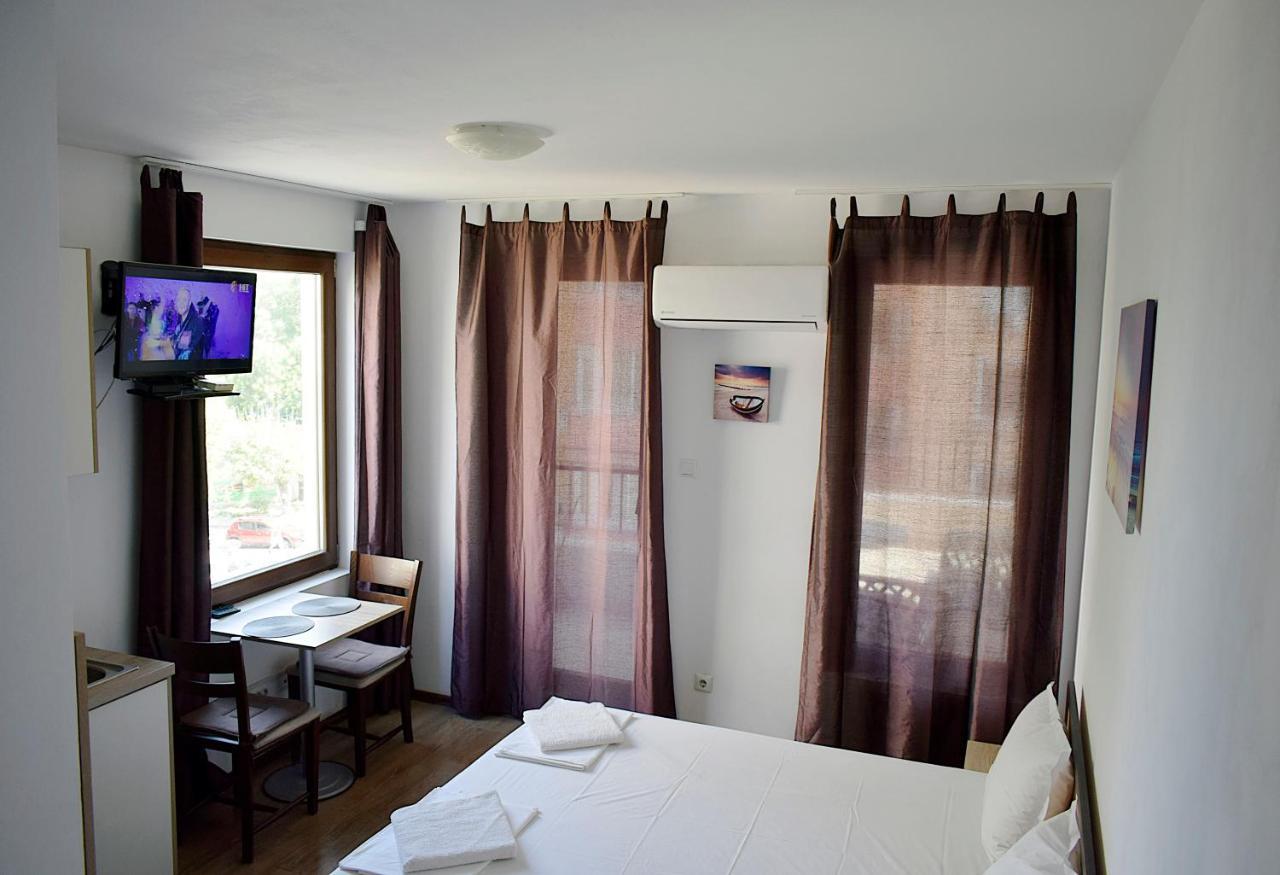 Flora Beach Apartaments Burgas Exterior foto