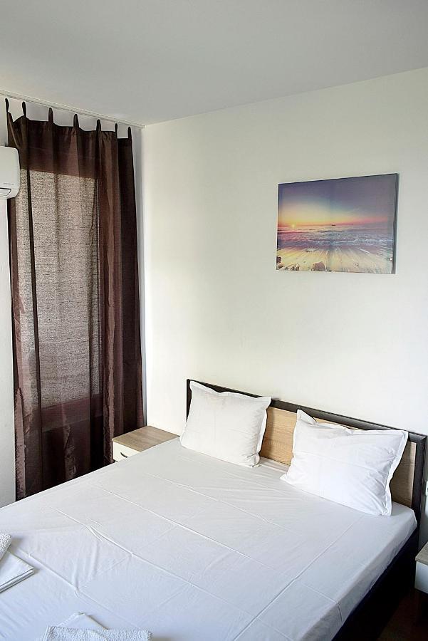 Flora Beach Apartaments Burgas Exterior foto
