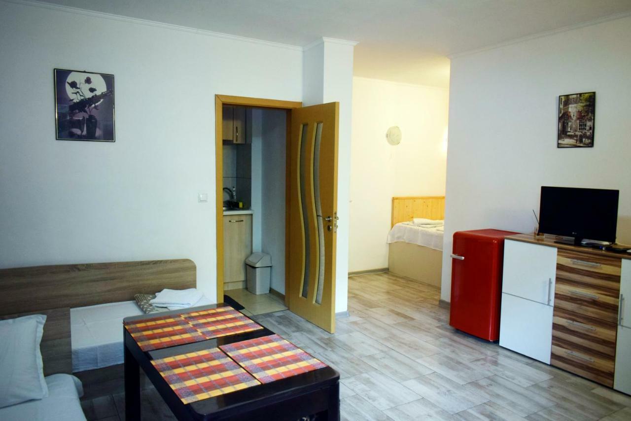Flora Beach Apartaments Burgas Exterior foto