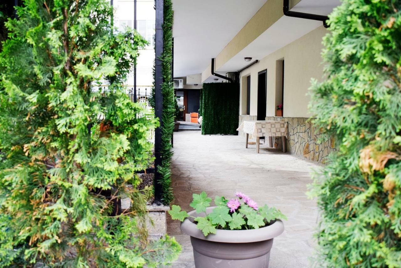 Flora Beach Apartaments Burgas Exterior foto